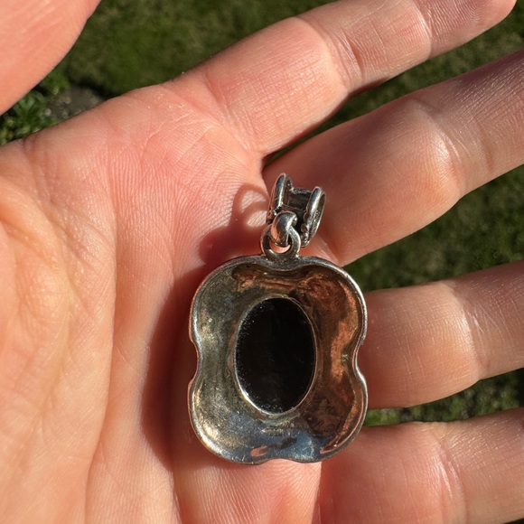 Large Vintage Sterling Silver & Marcasite Cameo Necklace Pendant - Picture 7 of 7